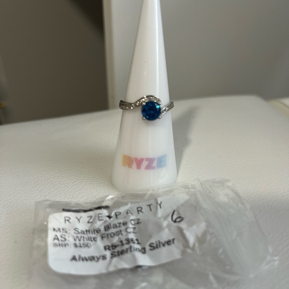Jewelry - New .925 Sterling Silver Ring Size